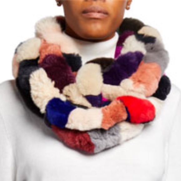 Adrienne Landau Accessories - *HP* ADRIENNE LANDAU "Infinity" Scarf
